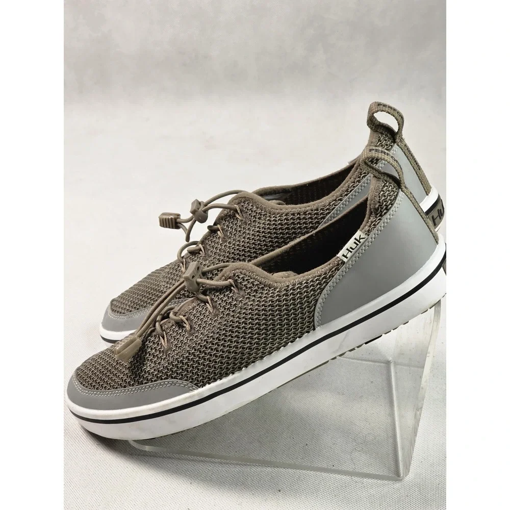 Huk Mania Performance Fishing Water Shoes  Size 8 Gray /Khaki Worn Once